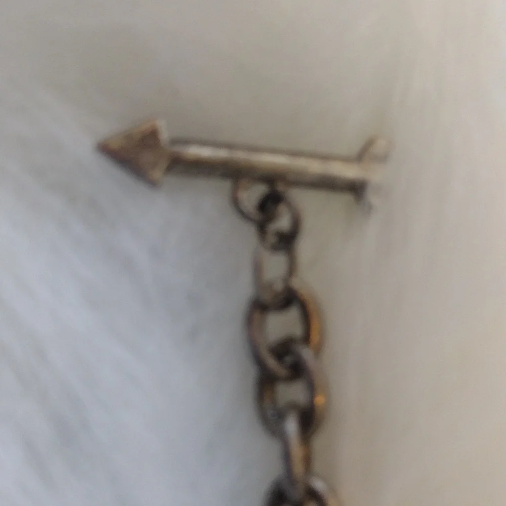 Vintage Valentine's Bracelet - Picture 3 of 9
